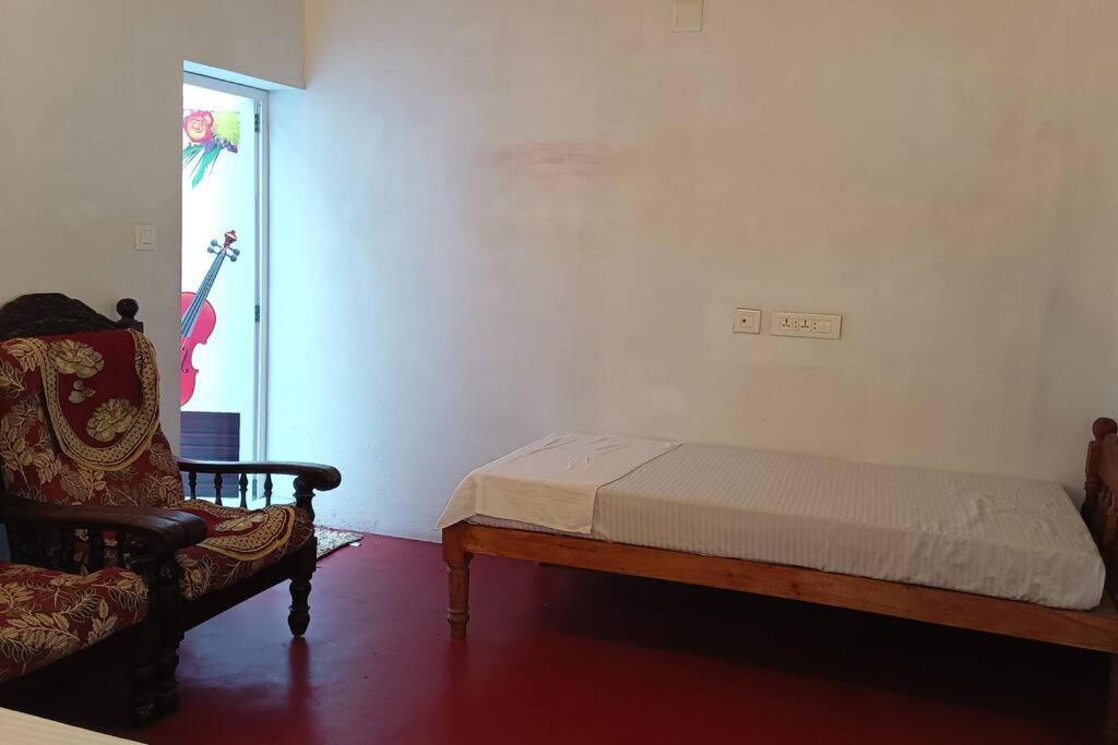 Abba Marari Beach Villas & Homestay Mararikulam アーラップーザ県 エクステリア 写真