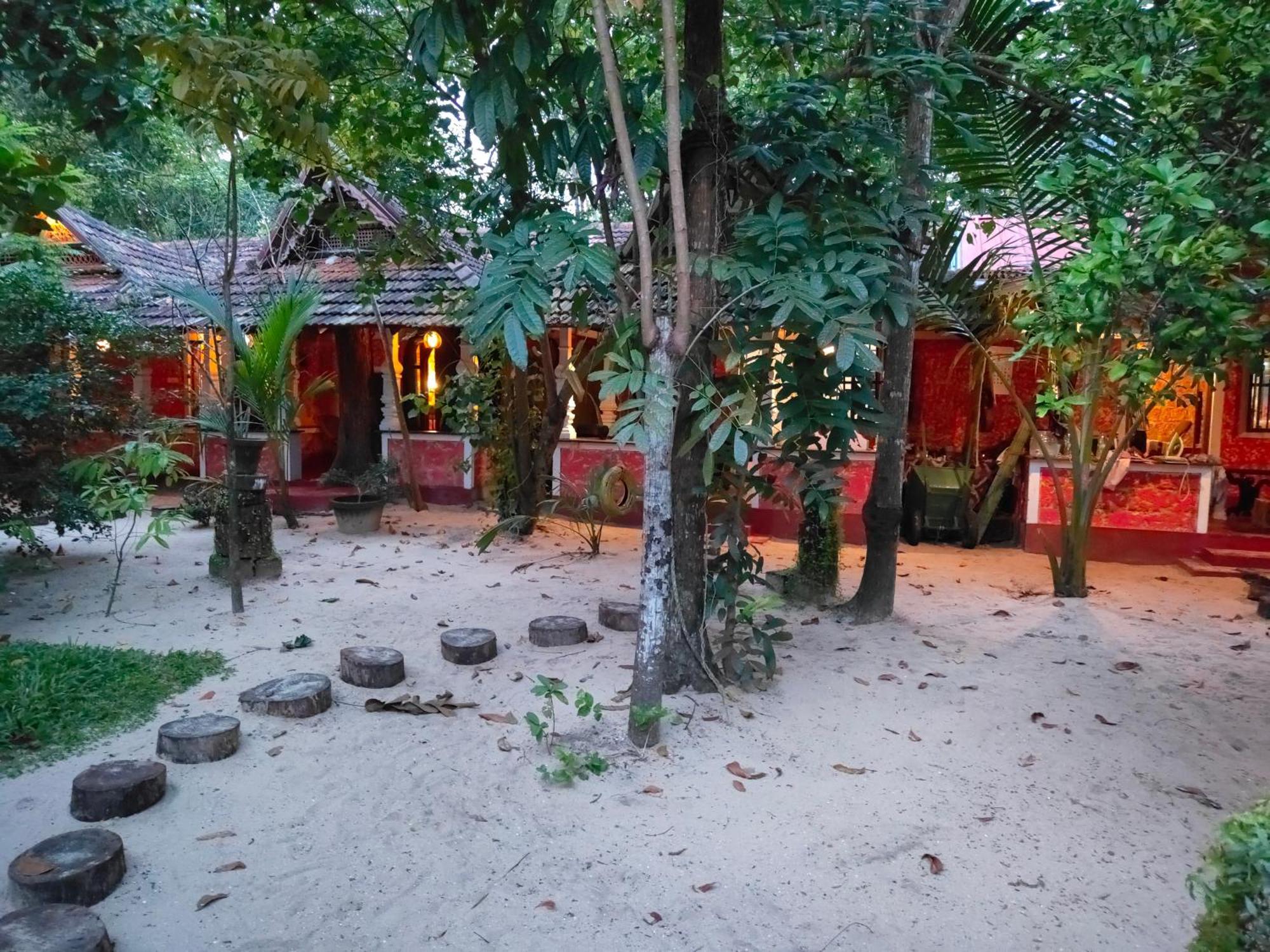 Abba Marari Beach Villas & Homestay Mararikulam アーラップーザ県 部屋 写真